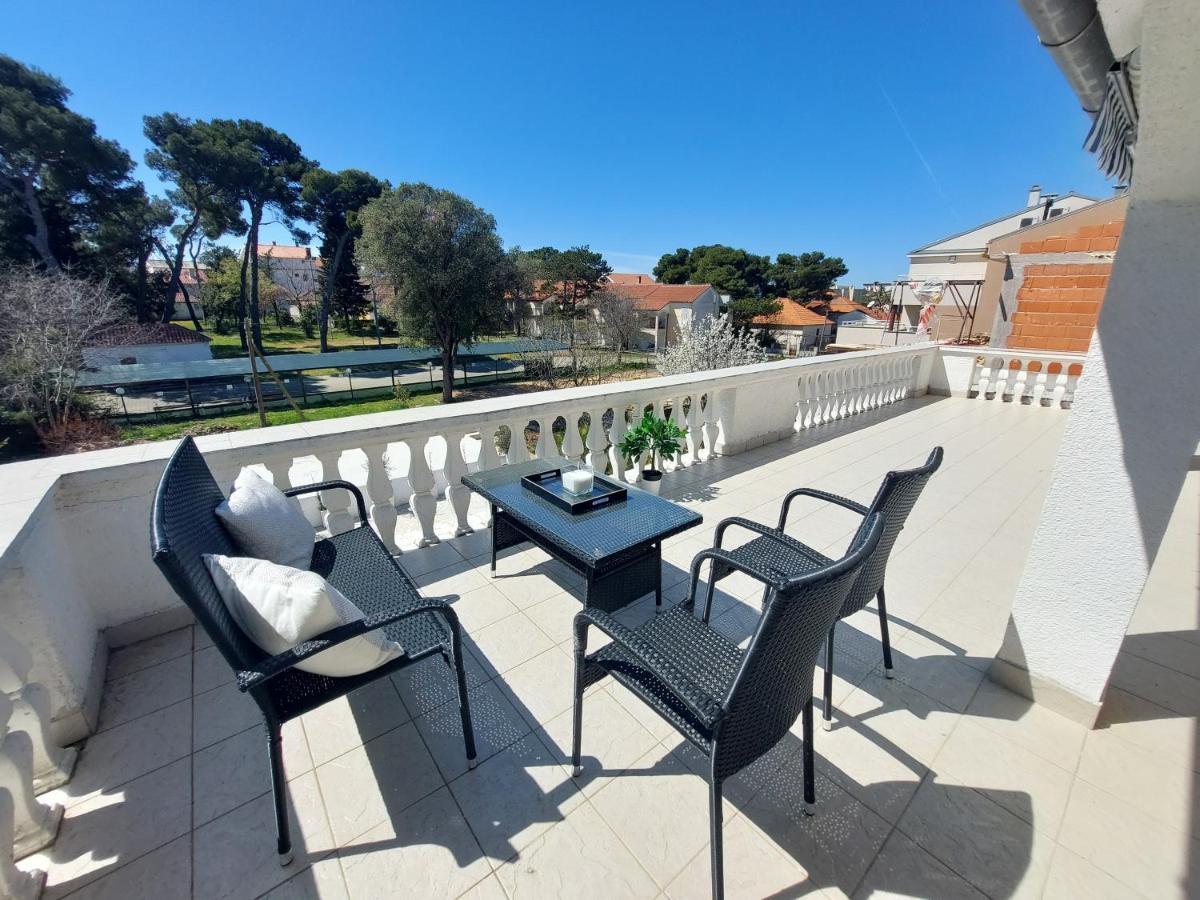 Casa Blanca, Biograd na Moru Apartment Luaran gambar