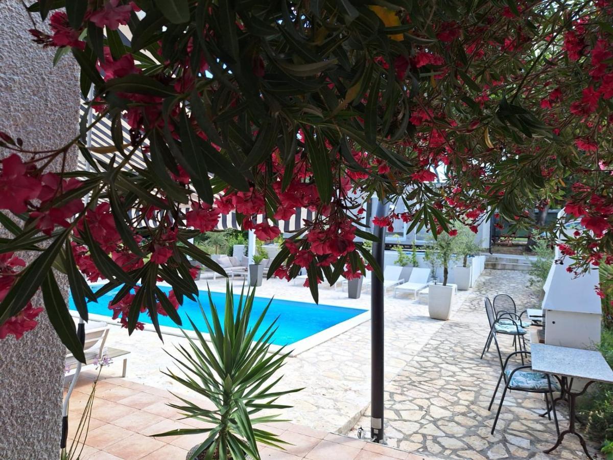Casa Blanca, Biograd na Moru Apartment Luaran gambar